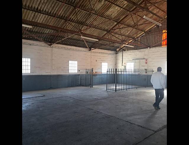 INDUSTRIAL PROPERTY TO RENT IN SYDENHAM